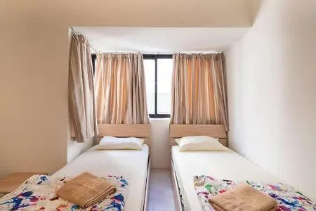 Surfside סליאמה